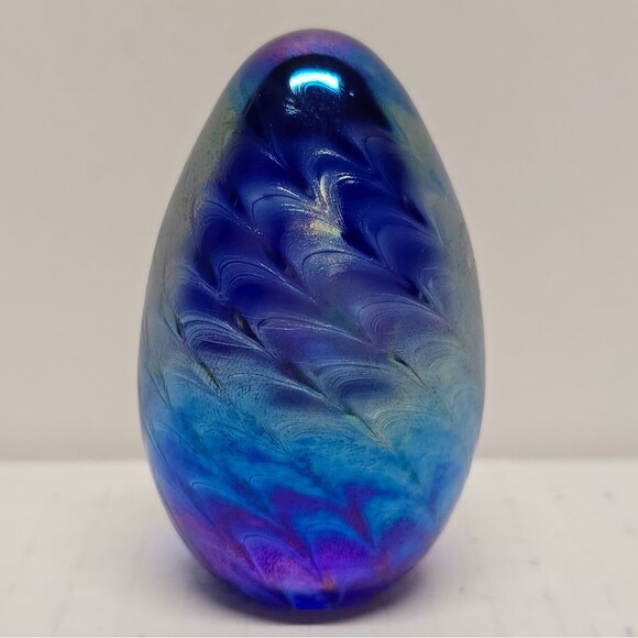 Mount St. Helen Egg Paperweight Marked MSH 95 Iridescent blue purple Vintage 90s - Picture 7 of 8